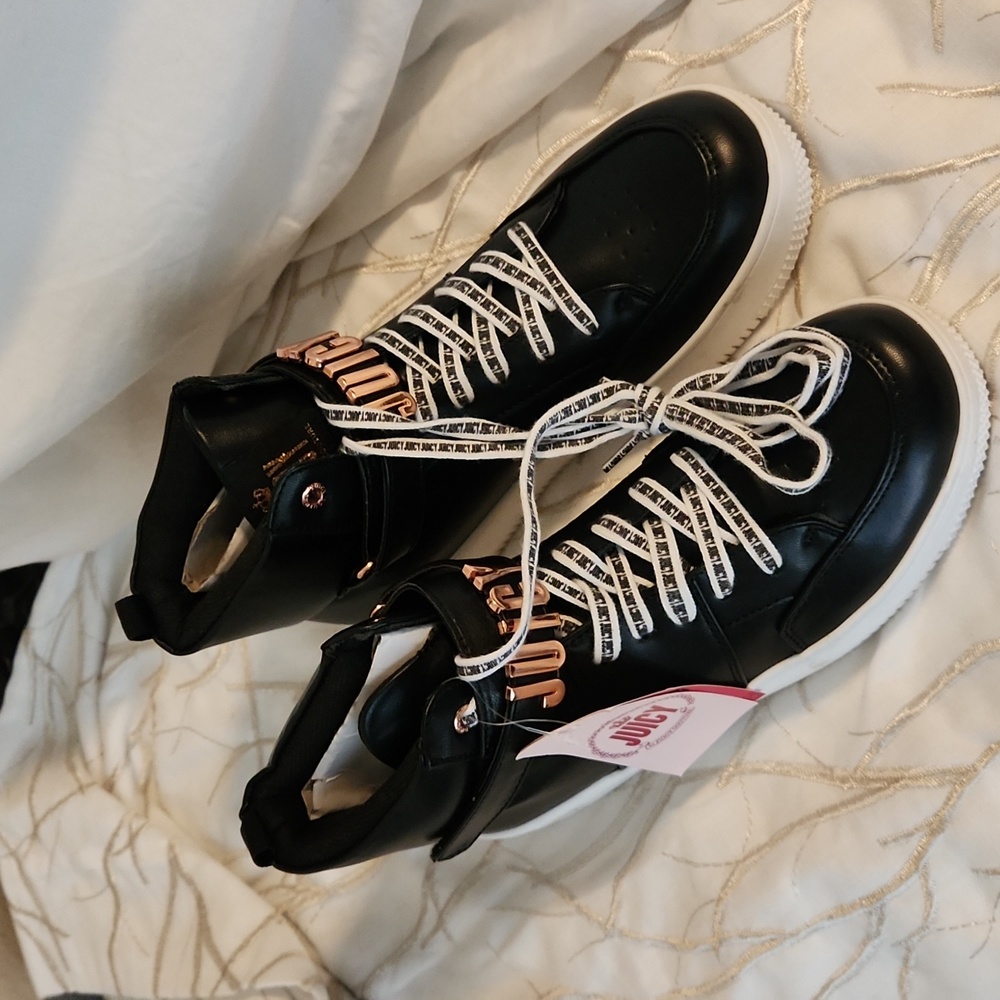 Juicy Couture womens sneakers